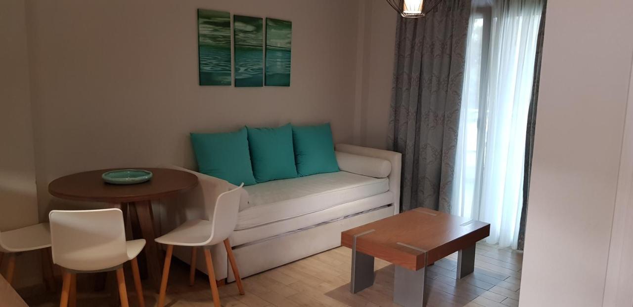 Hatzoudis Luxury Suites 克里斯阿穆迪亚 外观 照片