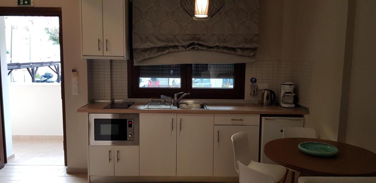 Hatzoudis Luxury Suites 克里斯阿穆迪亚 外观 照片