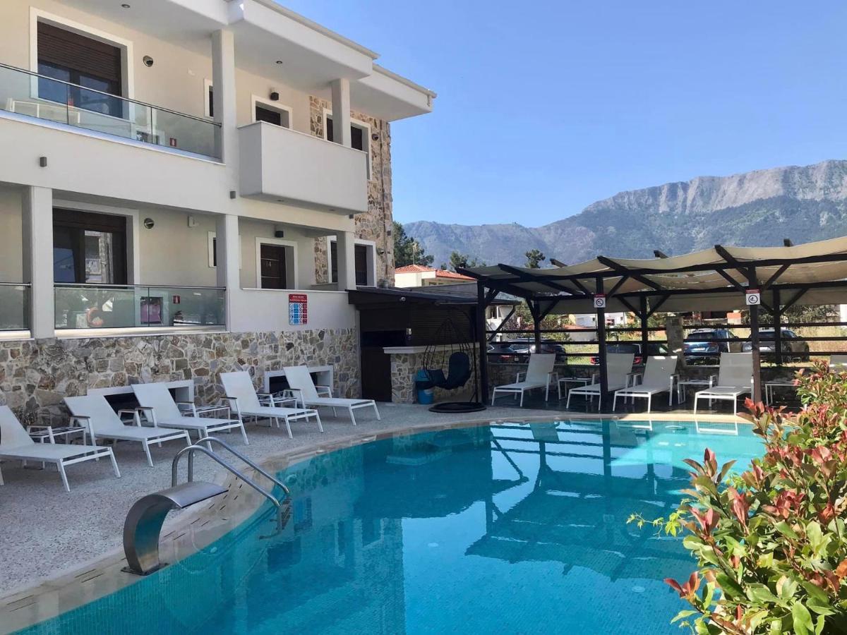 Hatzoudis Luxury Suites 克里斯阿穆迪亚 外观 照片